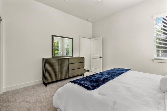 Building Photo - 3632 Griggs Rd