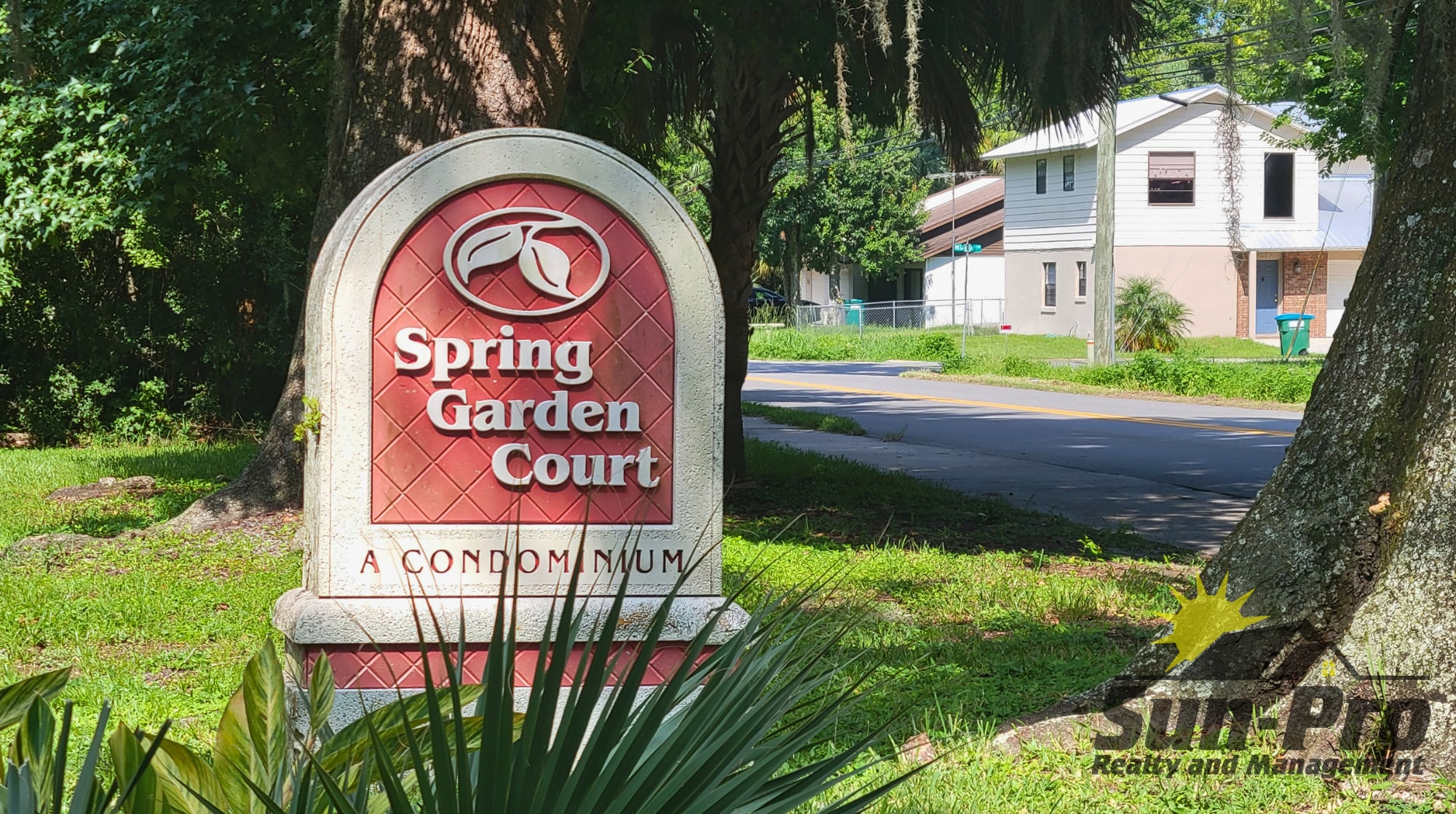 Building Photo - 1668 Spring Garden Ct