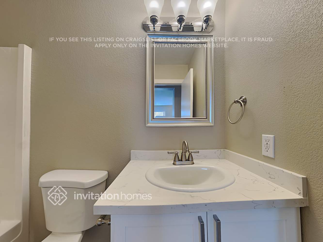 Building Photo - 8648 Shady Pines Dr