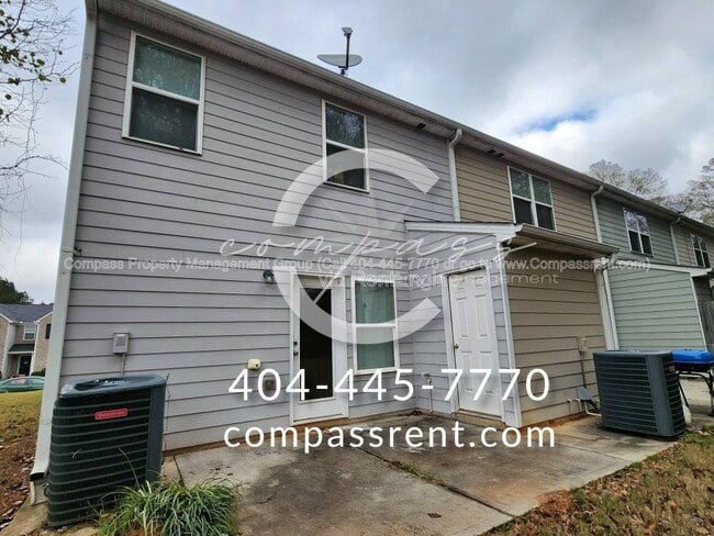 Building Photo - 3573 Rock Ridge Dr