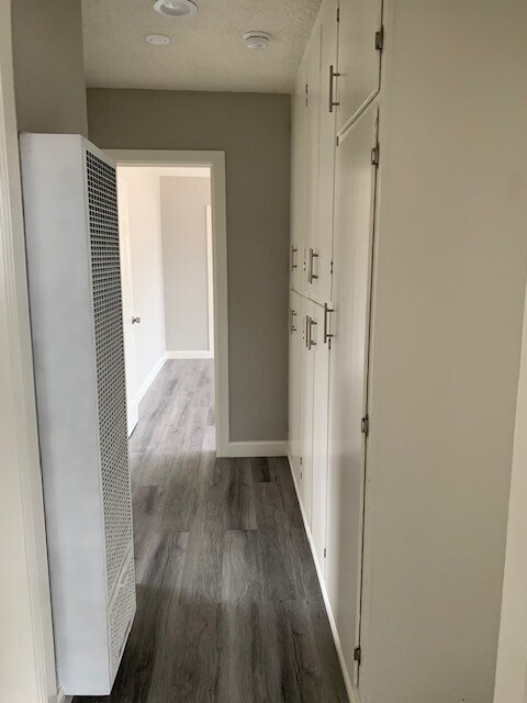 Building Photo - 4015 W Adams Blvd