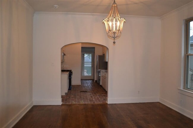 Building Photo - 1443 Vance Ave