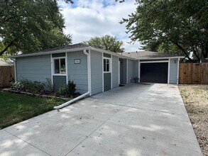 Building Photo - Italian Estates Property Management