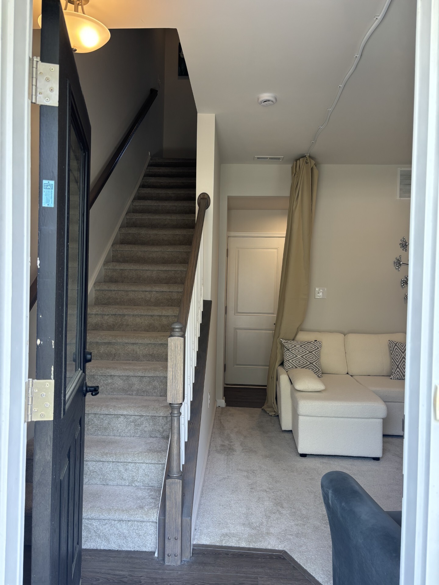 First floor - 48 Sidney Ln