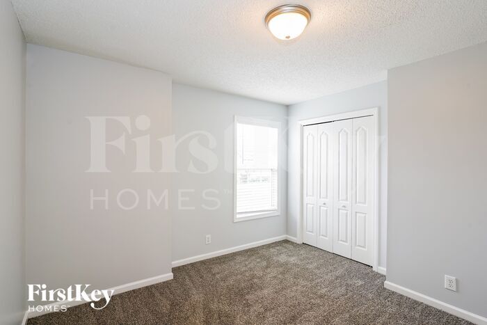 Building Photo - 1407 Ambleside Dr
