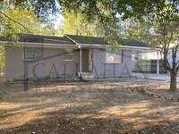Building Photo - Sherwood Home Off Pinto Trail