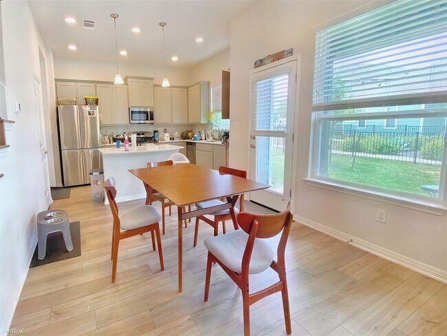 Building Photo - 3 br, 2.5 bath House - 175 Breedlove