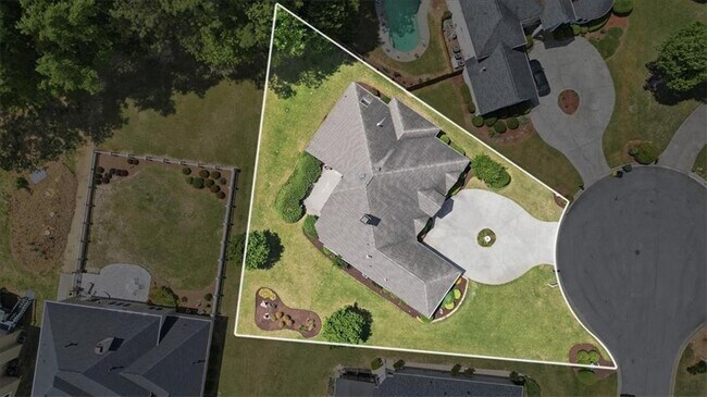 Building Photo - 210 Masters View Ct
