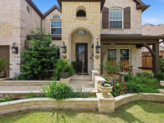 Building Photo - Luxury Redefined in The Preserve at Pecan Creek.