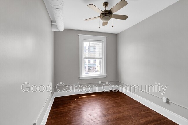 Building Photo - 1378 Hertel Ave