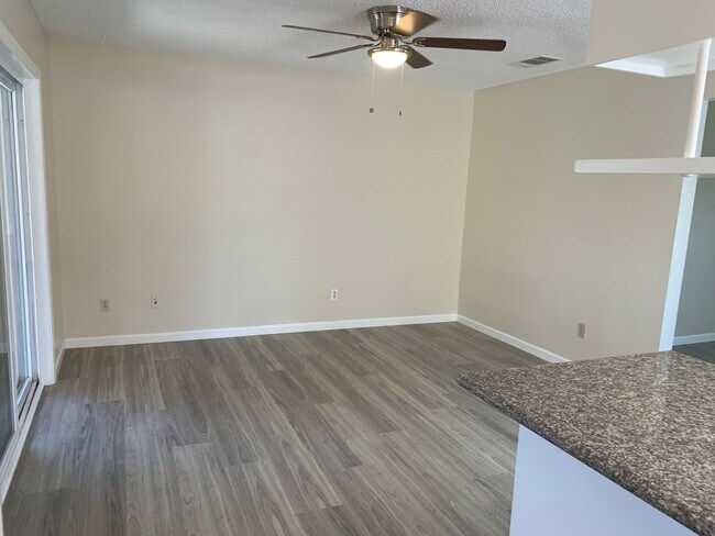 Building Photo - Upgraded Suisun City Home Available NOW!