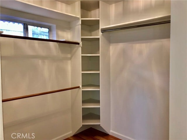 Building Photo - 8355 Broadview Dr