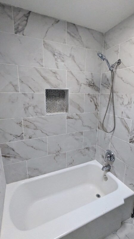 Building Photo - 1048 Parksley Ave