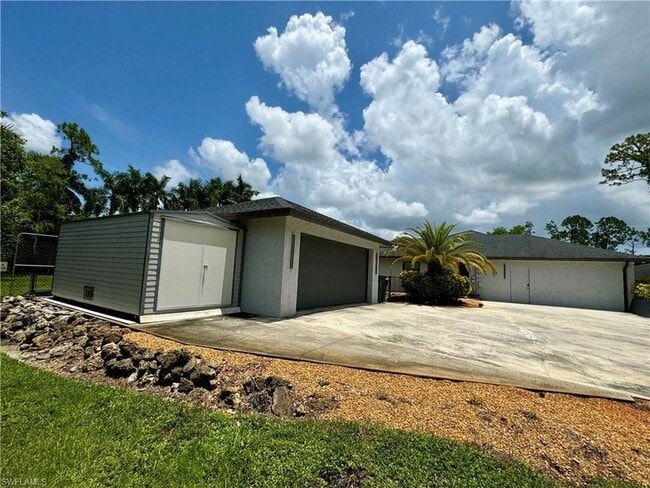 Building Photo - 5580 Cynthia Ln