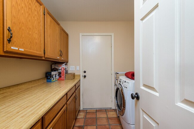 Building Photo - 16025 N 58th Pl