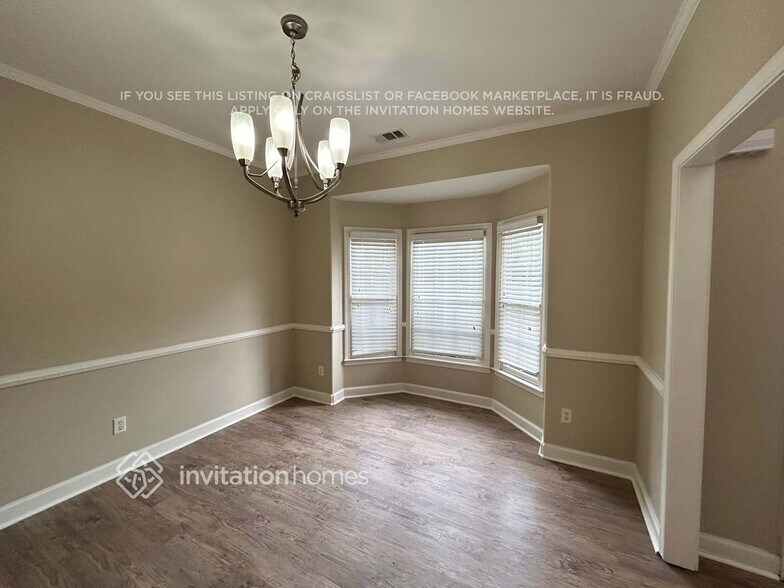 Building Photo - 4399 Beacon Hill Dr SW