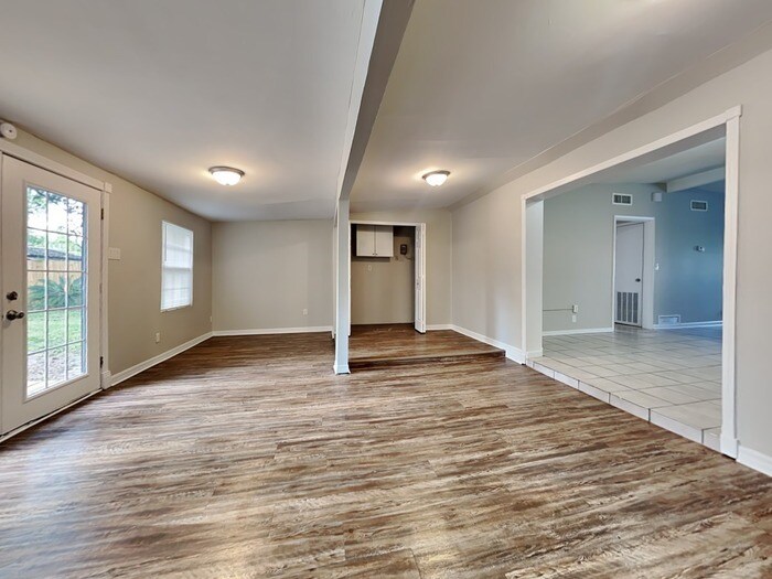 Building Photo - 11514 Soforenko Dr
