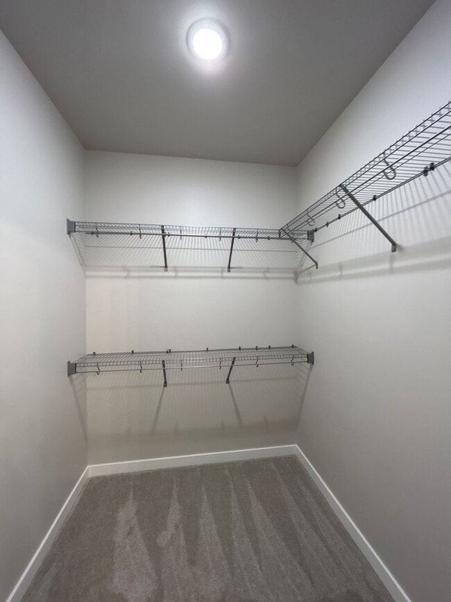 Building Photo - Luxury 2BR Duplex Near Old Mill District & Trails – Apply Today!