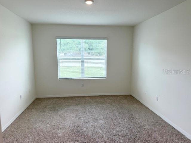 Building Photo - 709 Versailles Ln