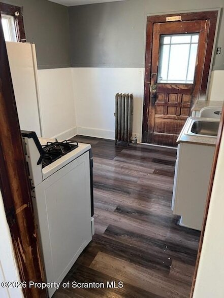 Building Photo - 536 Alder St