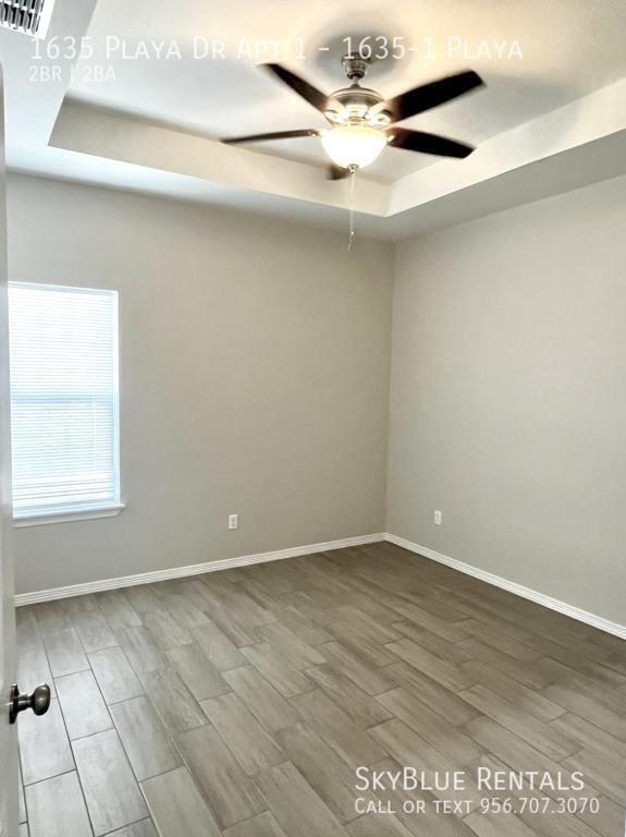 Building Photo - 1635 Playa Dr