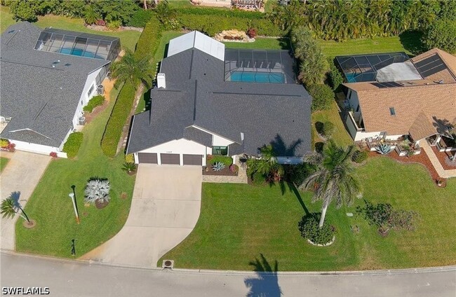 Building Photo - 2307 Queens Way