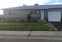 Building Photo - 2066 O'Neil Way