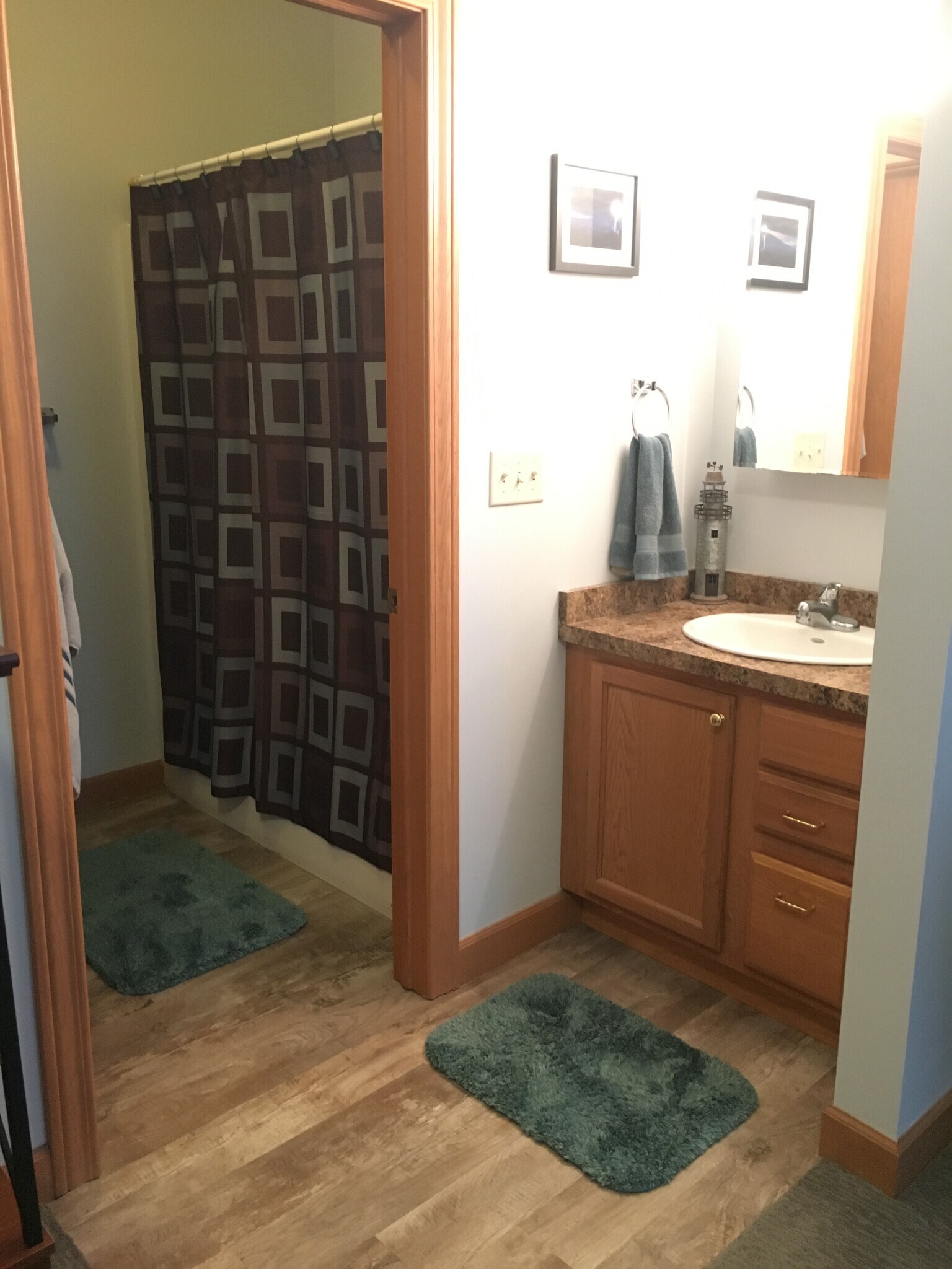 Building Photo - 121 S Main St