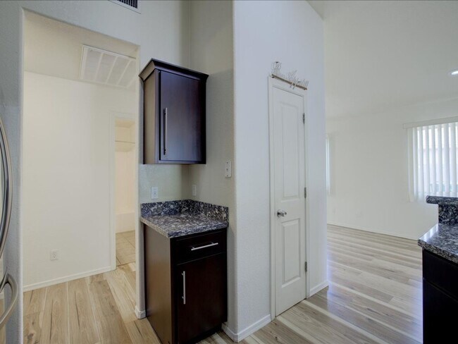 Building Photo - Spacious 4-Bedroom Home with Private Pool & Large Enclosed Backyard!