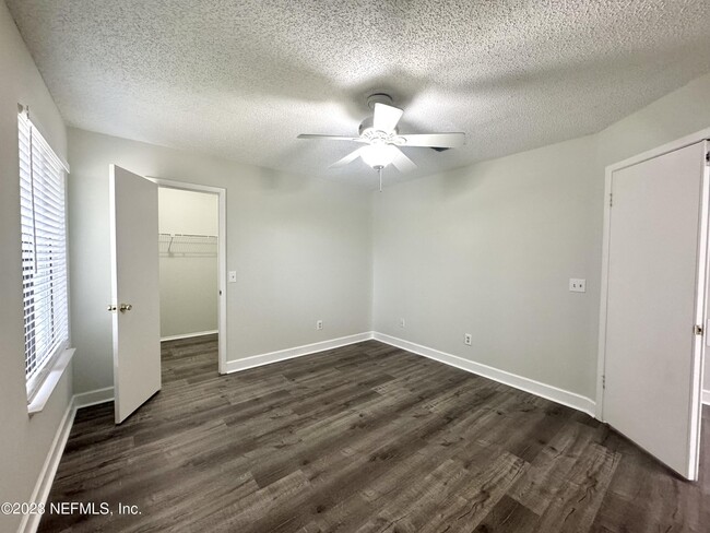 Building Photo - 103 Quail Cove