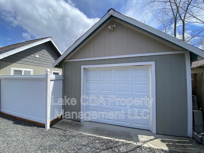 Building Photo - 1147 N 7th St