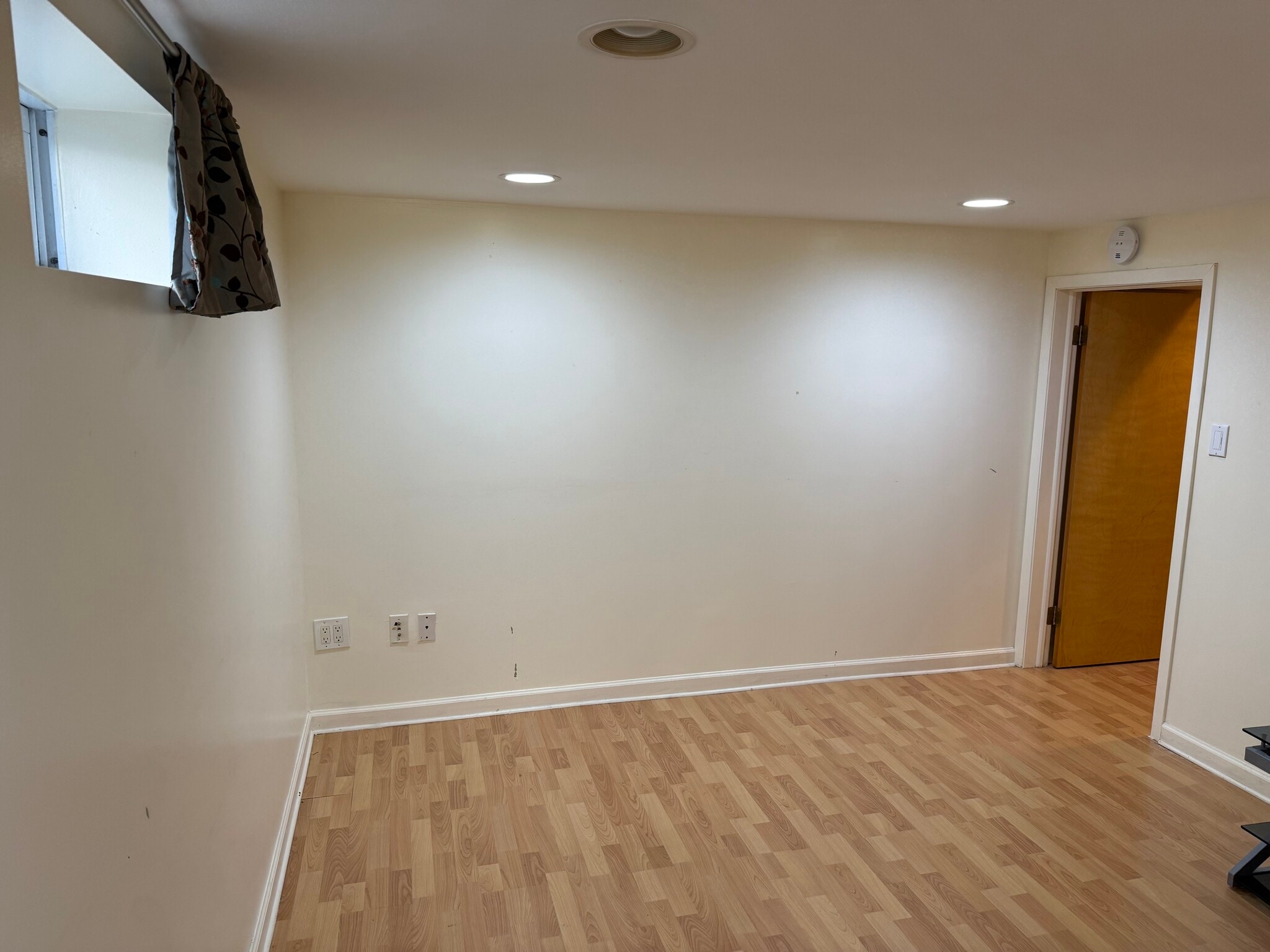 Building Photo - 284 Semton Blvd