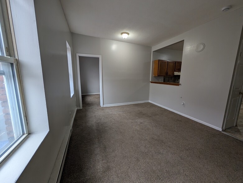 Building Photo - 212-216 Lyman St