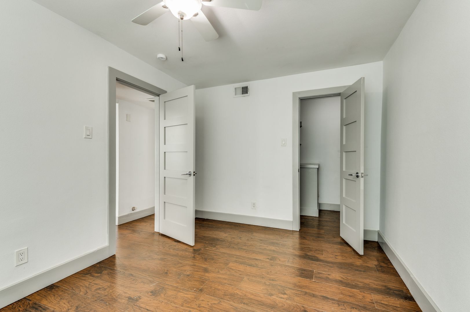 Building Photo - 4633 Fairmount St
