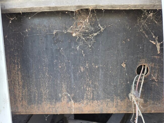 Building Photo - 2627 S Lamb Blvd