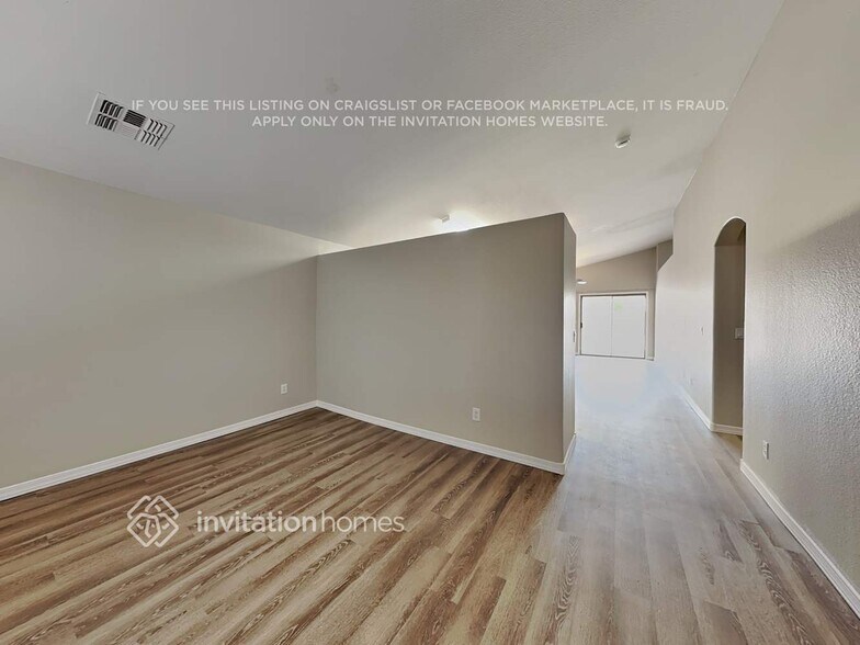 Building Photo - 13013 N 130th Ln