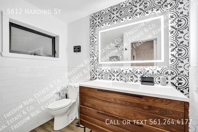 Building Photo - 5612 Harding St