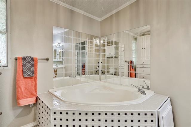 Building Photo - 3809 Lands End Ct
