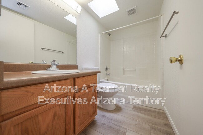 Building Photo - 3167 W Alexanderwood Dr