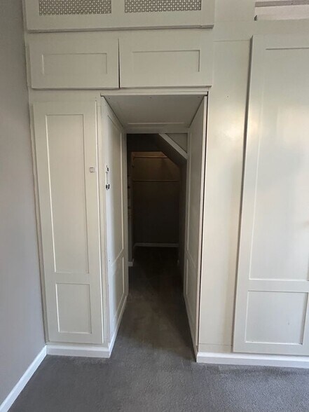 Building Photo - 644 Dayton St