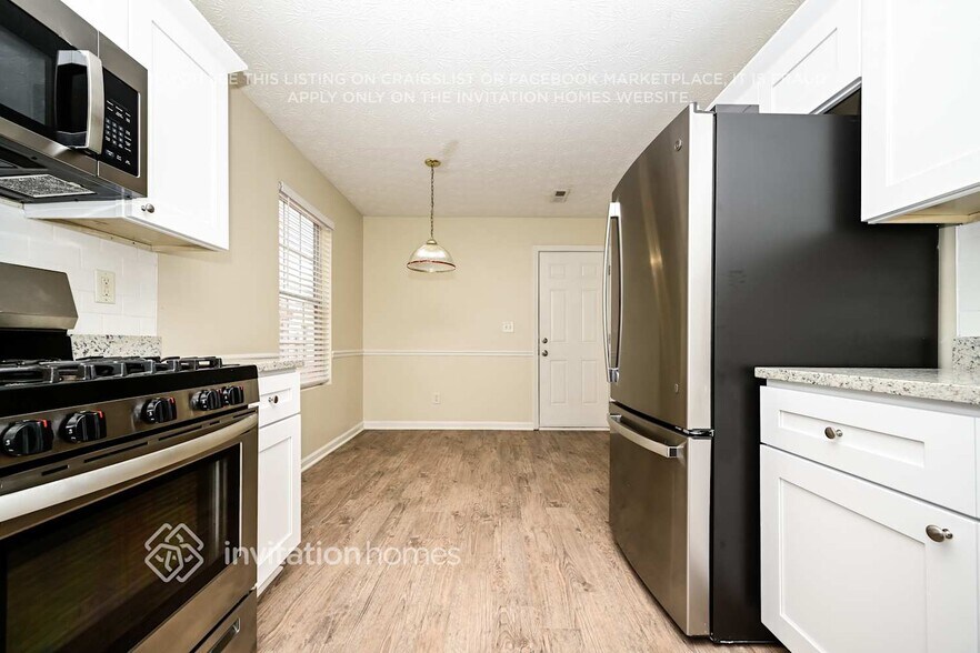 Building Photo - 4065 Mission Way