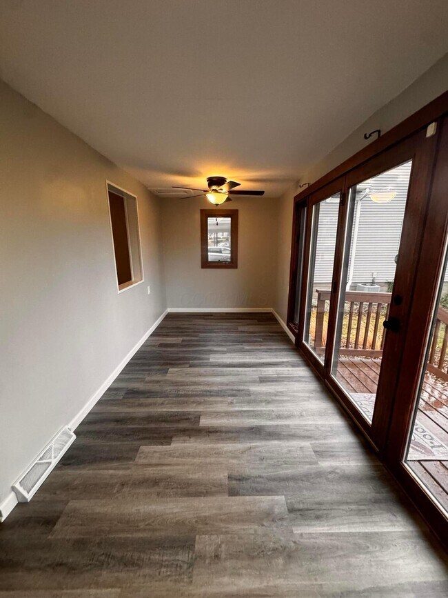 Building Photo - 79 W Cherry St