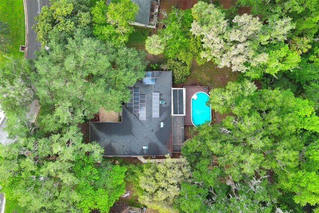 Building Photo - 411 Valencia Cir