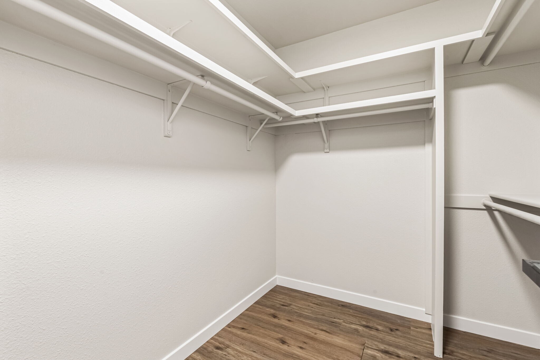 Building Photo - 11035 W Halstead Ct