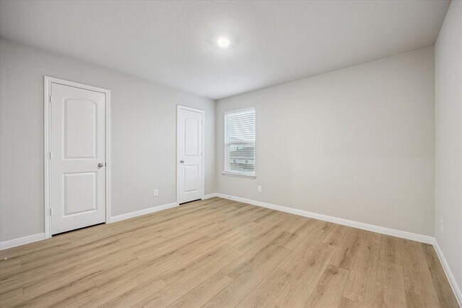Building Photo - 3971 Turtle Creek