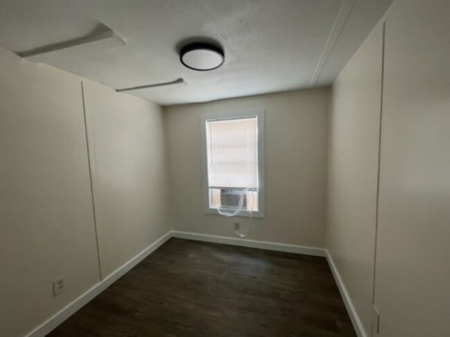 Building Photo - 678 Denton Blvd NW