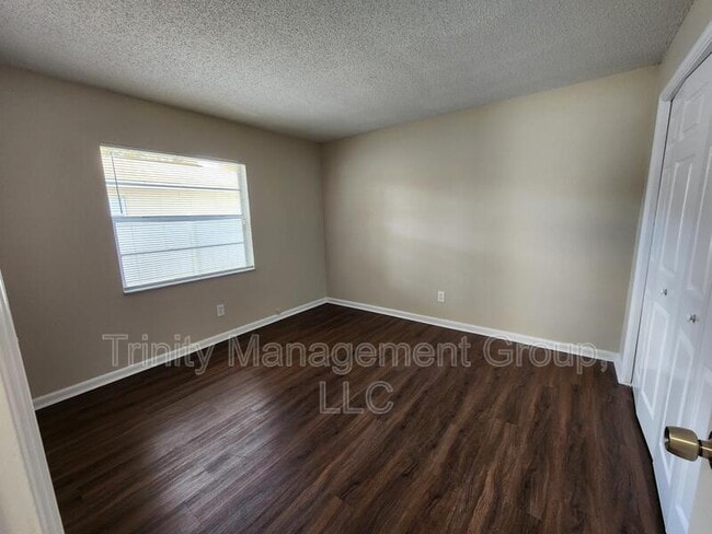 Building Photo - 17531 Brandywine Dr