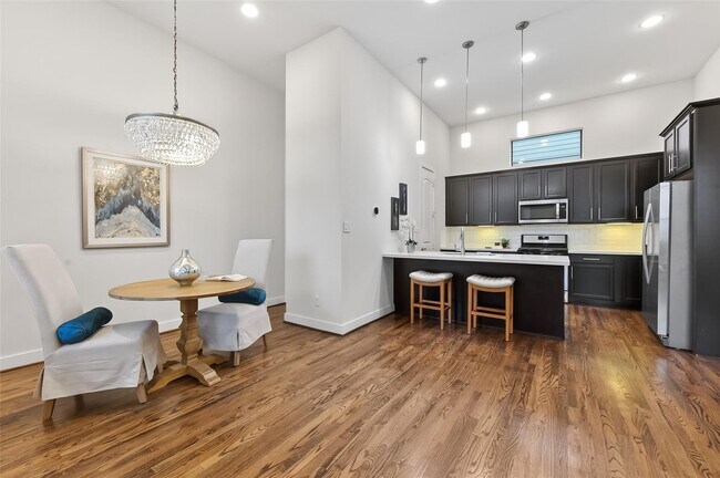 Building Photo - 1508 Beall St