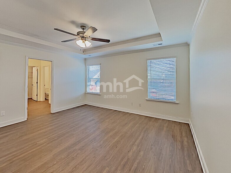 Building Photo - 214 Argea Dr