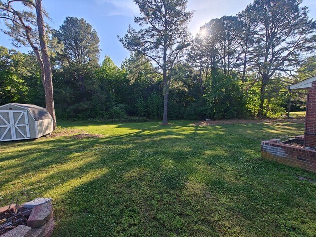 Building Photo - 3 bedroom ranch style home in Amelia